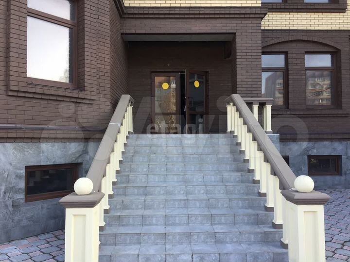 Продам здание, 619.2 м²