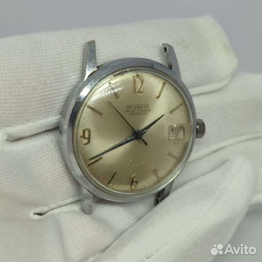 Часы Швейцарские Novelti