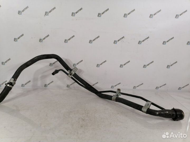 Горловина топливного бака Toyota Alphard MNH10