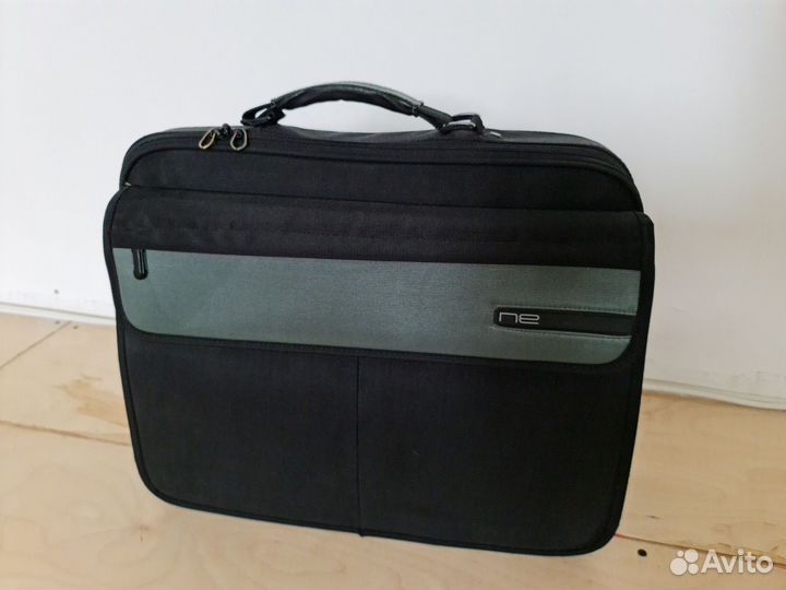 Сумка для ноутбука Belkin