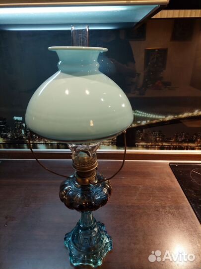 Продам лампу керосиновую