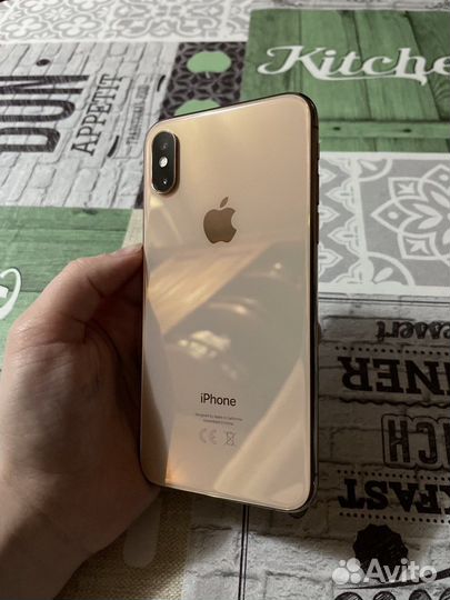 iPhone xs 256 gb gold