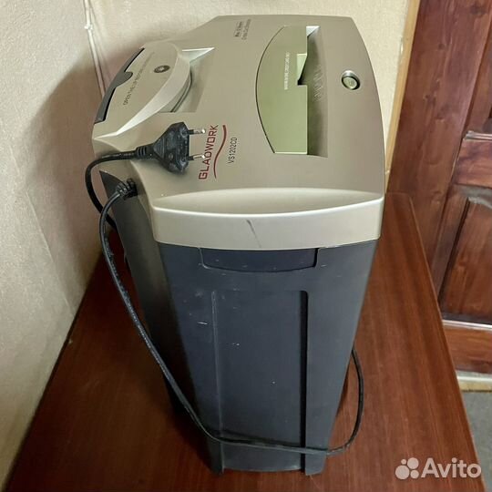 Шредер для бумаги, дисков и кредиток Gladwork