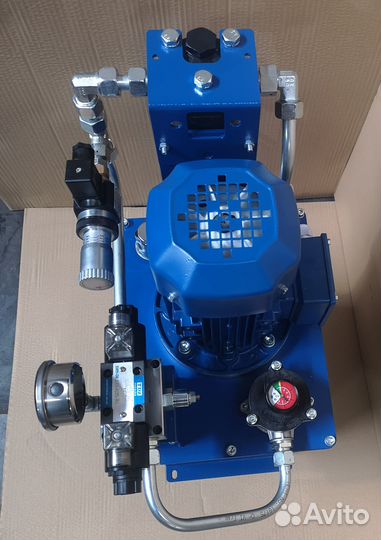 Гидростанция 0,75 кВт, бак 20 л, 250 бар