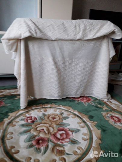 Шторы и покрывало