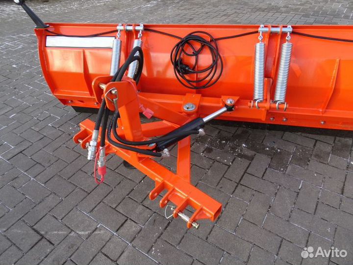 Отвал коммунальный поворотный 1,5 м