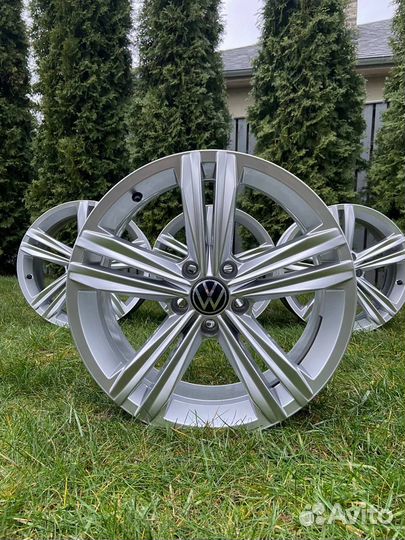 Оригинальные диски R18 Volkswagen Tiguan Passat