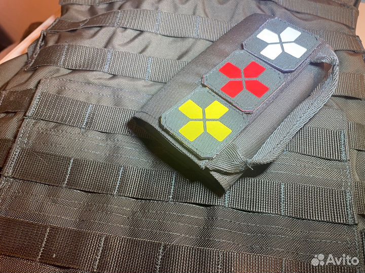 Патчи нашивки кресты на аптечки олива