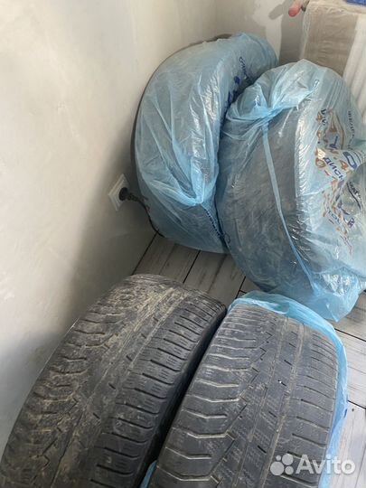 Hankook Winter I'Cept Evo2 W320 235/45 R18 98V