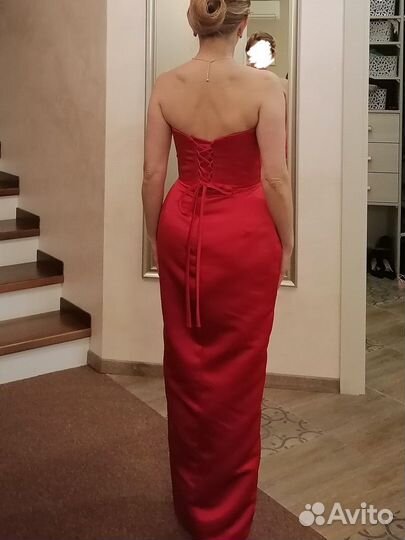 Вечернее платье атласное
