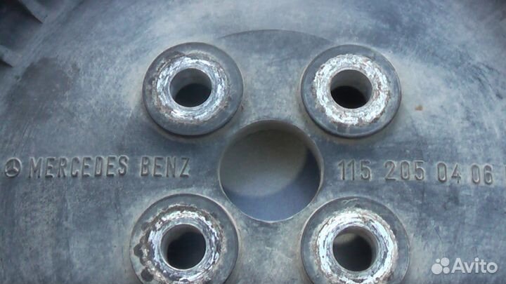 Вентилятор охлаждения на Мерседес W123