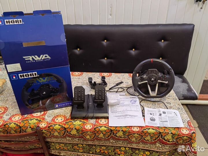 Игровой руль с педалями для ps4