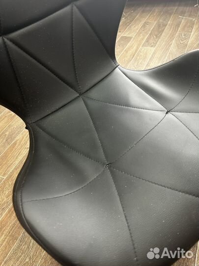 Стул мастера на колесиках бу