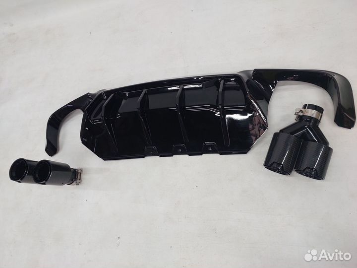 BMW F10 диффузор М5 компетишн + карбон насадки