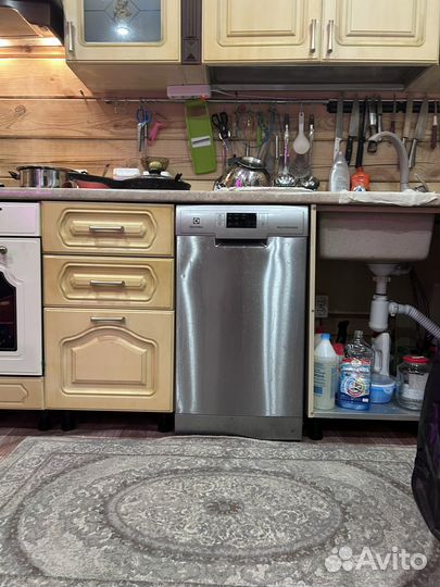 Посудомоечная машина Electrolux