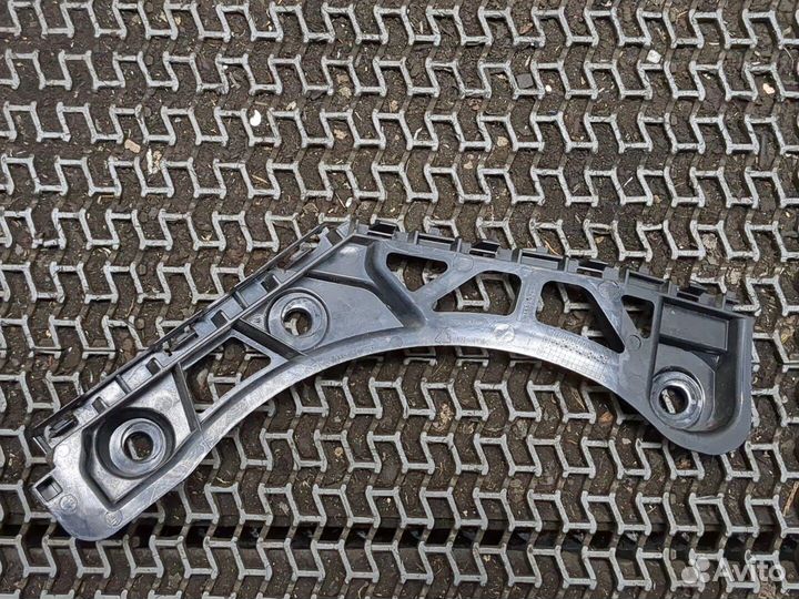 Кронштейн бампера Volkswagen Tiguan, 2017