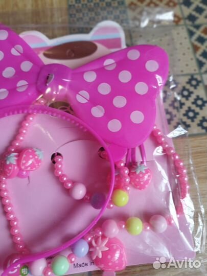 Светящийся ободок + бусы + браслет + заколки