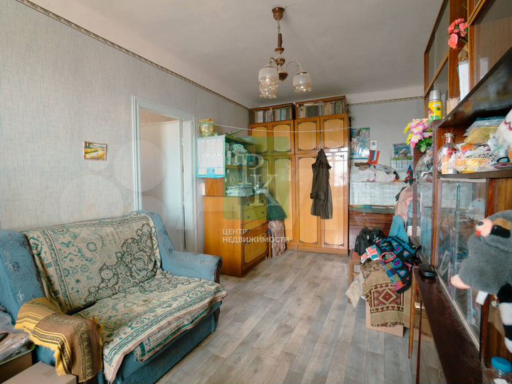 2-к. квартира, 43 м², 1/4 эт.