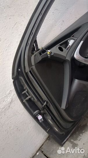 Дверь правая передняя Opel Insignia, 2011