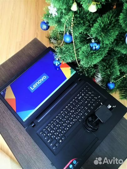 Ноутбук Lenovo