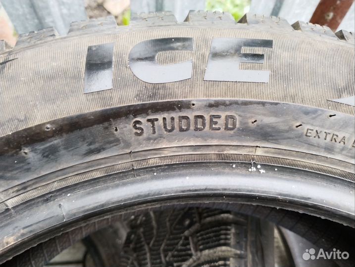 Formula Ice 215/55 R17 98T