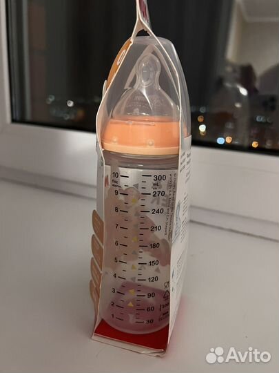 Бутылочка нук 0-6мес