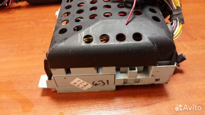 Блок предохранителей Opel Vectra 1.6 1997