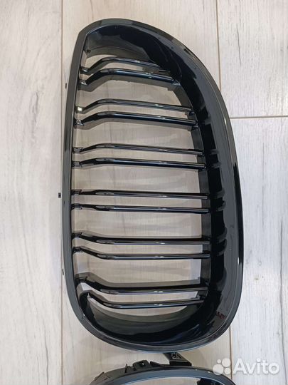 Ноздри решетка BMW 5 серия E60 E61 M-стиль