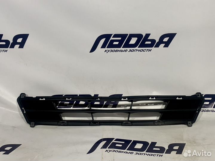 Решетка бампера Hyundai Solaris(14) нижняя
