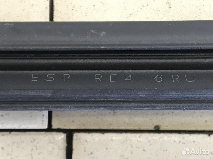 Уплотнитель (внутри) Polo (Sed RUS) 2011