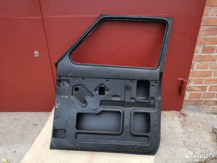Дверь передняя газ 21 Волга