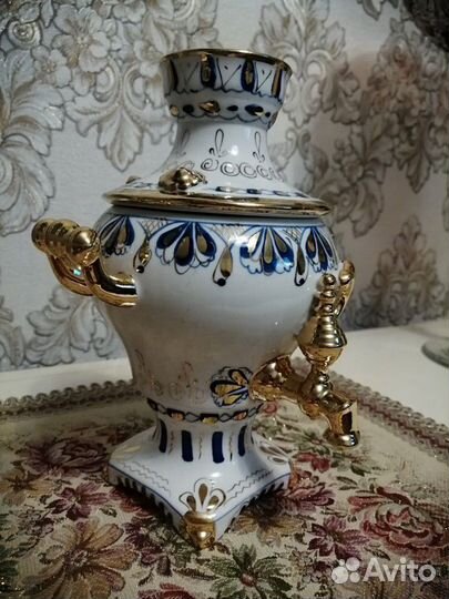Самовар фарфоровый, гжель