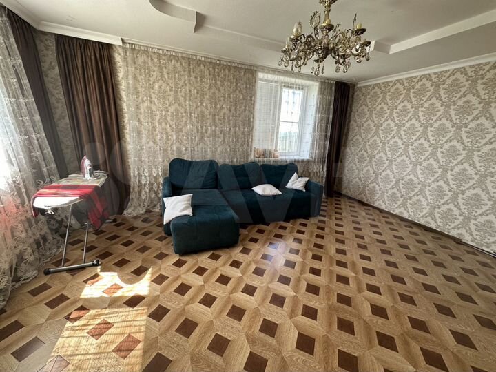 3-к. квартира, 125 м², 3/5 эт.