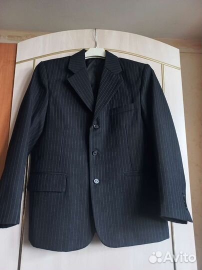 Пиджак+жилет на 1-2 класс