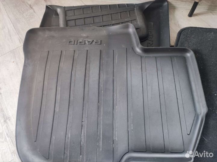 Автомобильные коврики Skoda Rapid