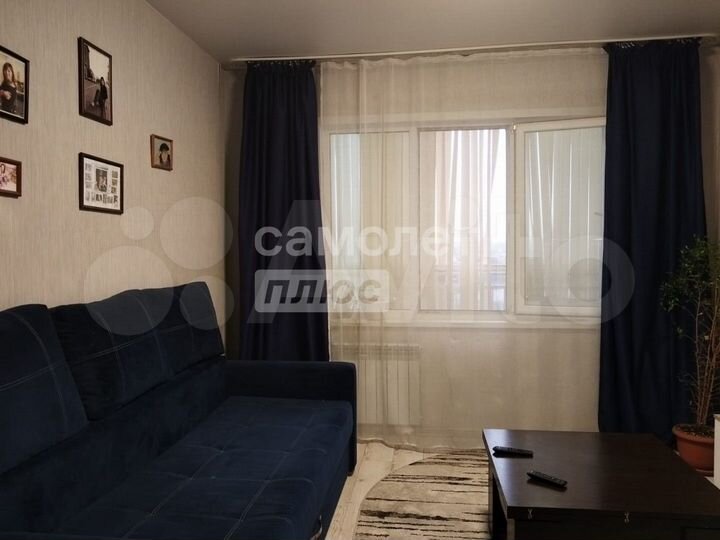 2-к. квартира, 40 м², 8/17 эт.