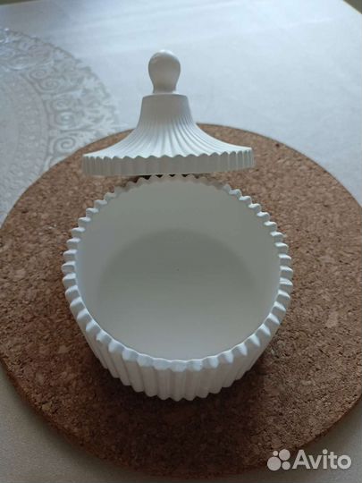 Шкатулка для украшений новая