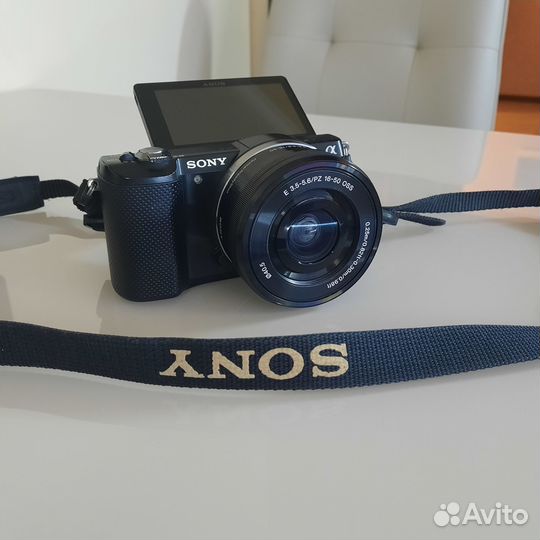 Фотоаппарат Sony Alpha A5000