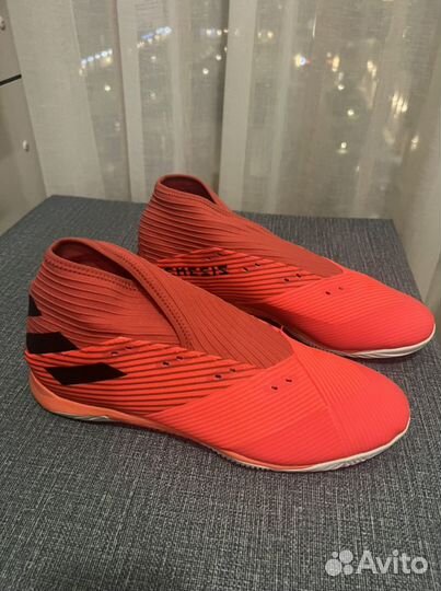 Бутсы adidas nemeziz, 28 см