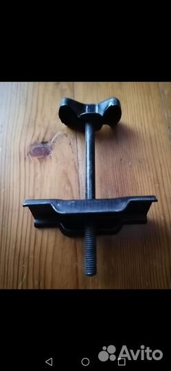 Крепление для запаски для банана