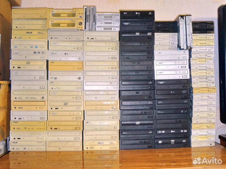 Продам DVD Привод + Floppy (100 DVD-RW)