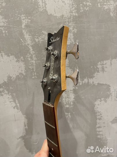 Гриф от 5струнной бас гитары schecter