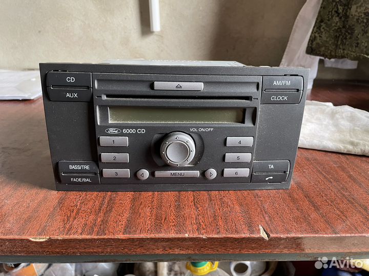 Штатная магнитола Ford Fusion