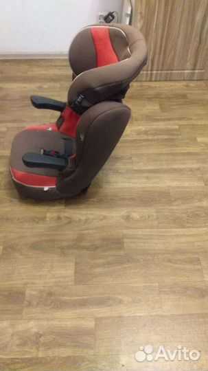 Детское авто кресло