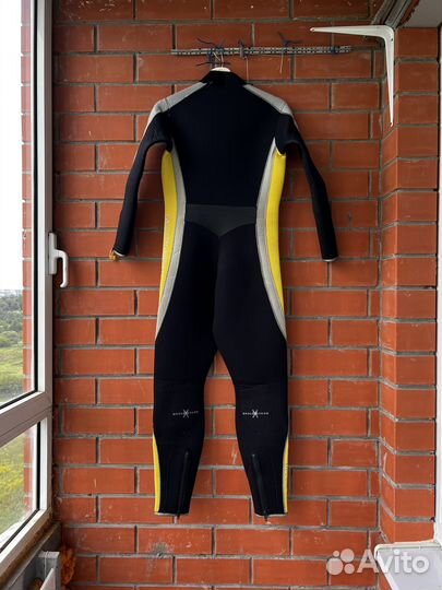 Гидрокостюм женский M/L 44-46-48 5мм