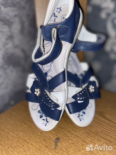 Босоножки для девочки