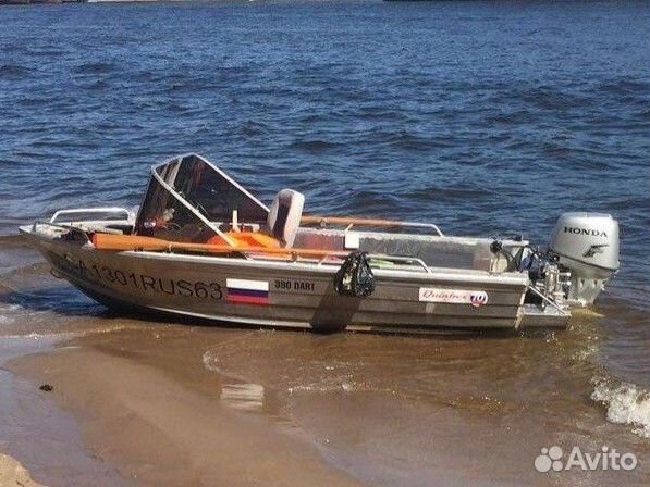 Моторная лодка Quintrex 390 с мотором Honda30