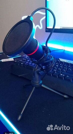 Микрофон студийный