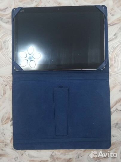 Чехол фирмы rivacase для планшета новый