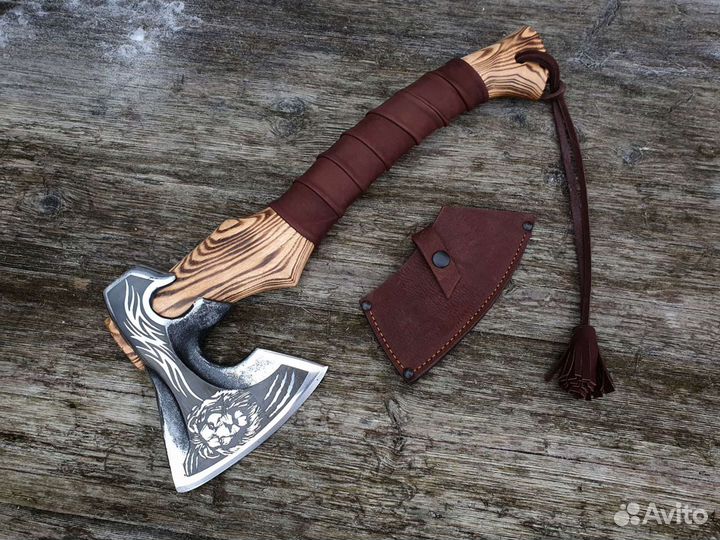 Топор подарочный лев